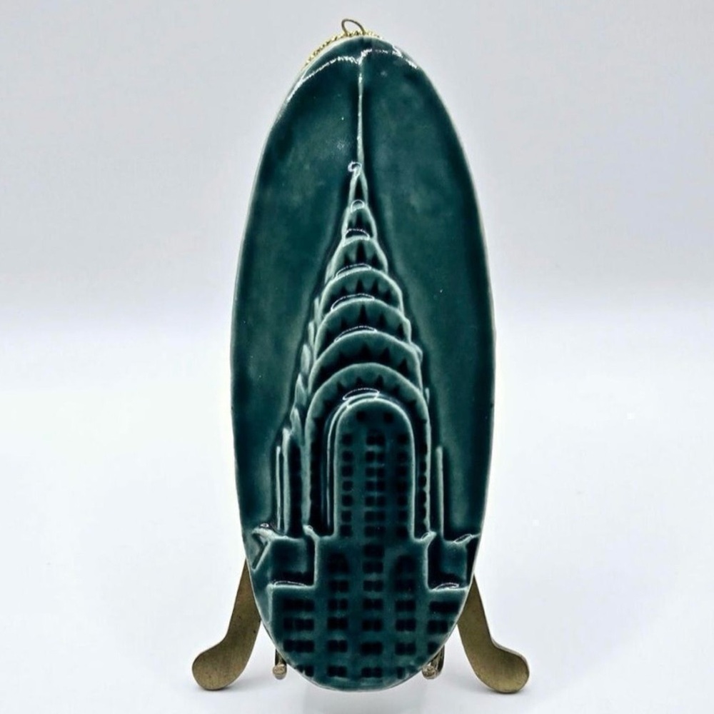 NYC Delong Ceramics Chrysler Building Ornament  Pre-owned